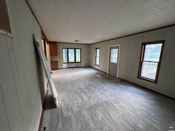 202 N Osage ST, Nortonville, KS 66060