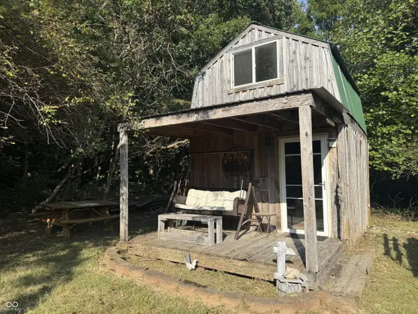 182 Deerfield TRL, Spencer, IN 47460