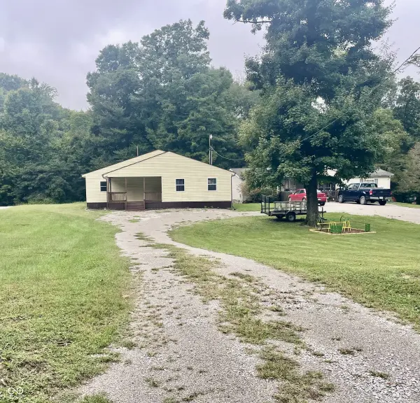 10259 Deer Run RD, Poland, IN 47868