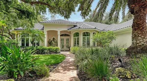 402 MACEWEN DR, Osprey, FL 34229