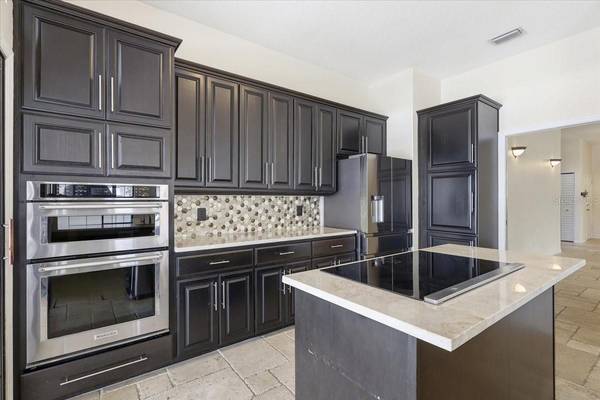 25 BUTTERFIELD DR, Palm Coast, FL 32137