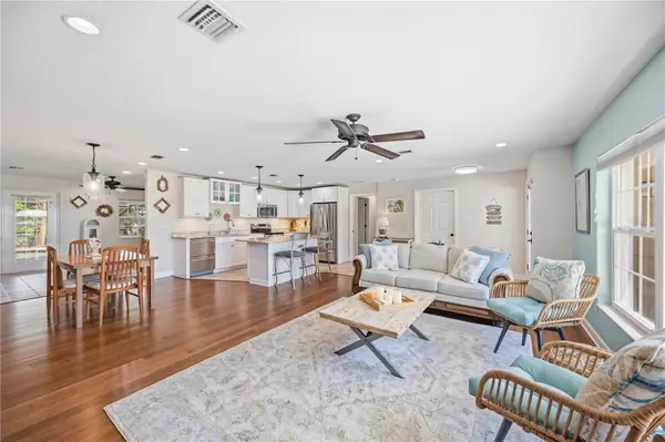 444 BAYCREST DR, Venice, FL 34285