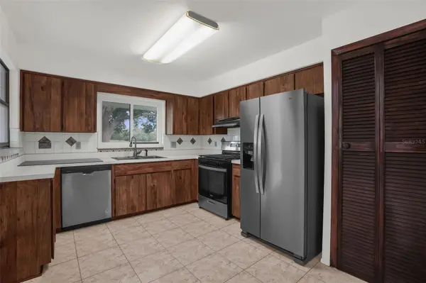 140 FAIRWAY TEN DR, Casselberry, FL 32707