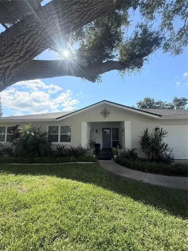 1995 ARVIS CIR E, Clearwater, FL 33764