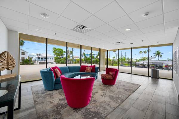 7650 BAYSHORE DR #406, Treasure Island, FL, 33706 photo 36