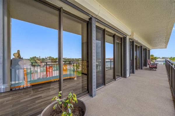 7650 BAYSHORE DR #406, Treasure Island, FL, 33706 photo 33