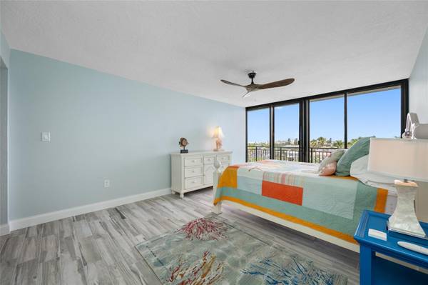 7650 BAYSHORE DR #406, Treasure Island, FL, 33706 photo 19