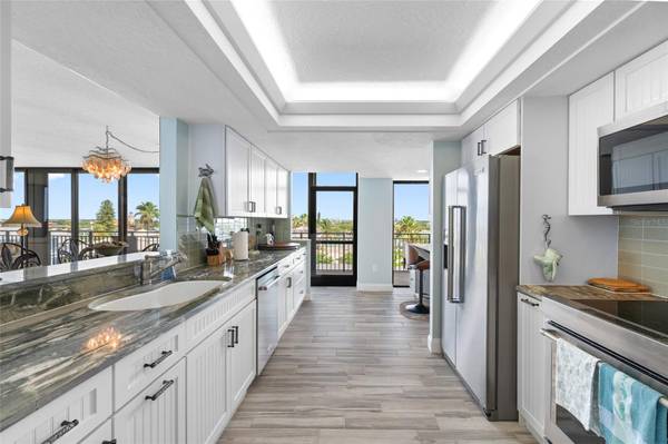 7650 BAYSHORE DR #406, Treasure Island, FL, 33706 photo 12