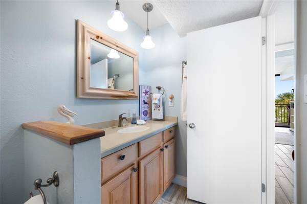 7650 BAYSHORE DR #406, Treasure Island, FL, 33706 photo 27
