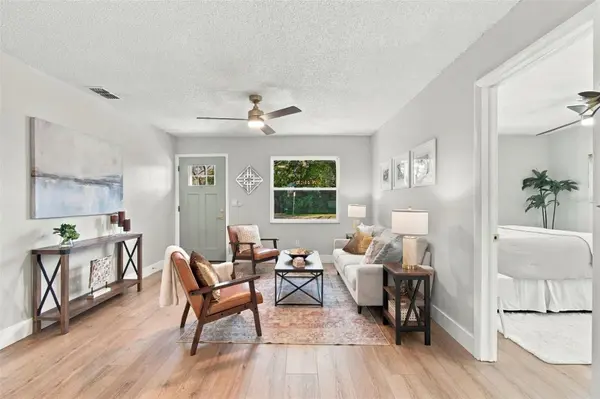 10506 ALAMBRA AVE, Tampa, FL 33619
