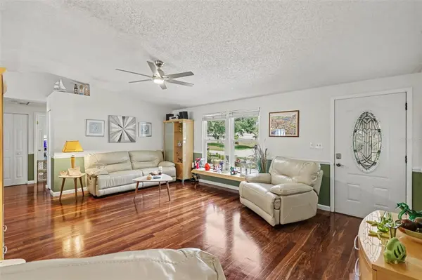 1308 OAKCREST DR, Brandon, FL 33510