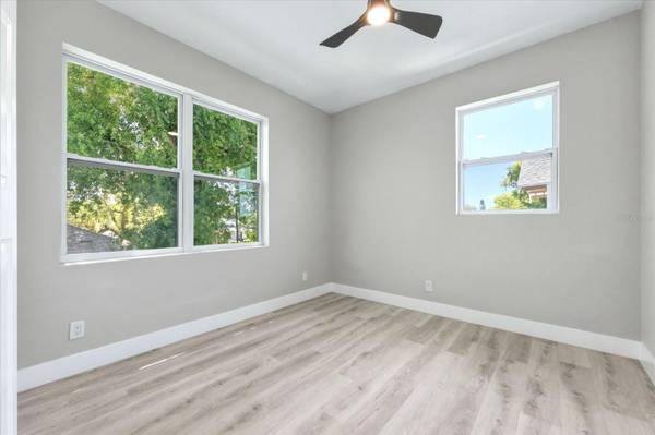 1044 12TH AVE S, St Petersburg, FL, 33705 photo 36