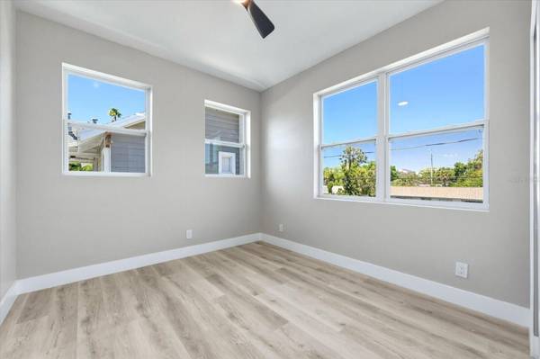 1044 12TH AVE S, St Petersburg, FL, 33705 photo 34