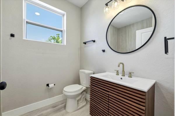 1044 12TH AVE S, St Petersburg, FL, 33705 photo 38