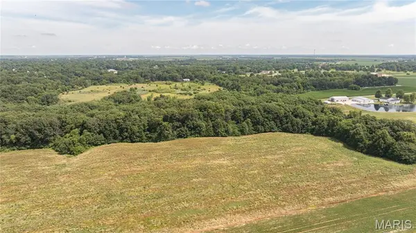 Tract 2 Garnet RD, Carlinville, IL 62626