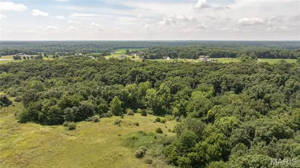 Tract 4 Garnet RD, Carlinville, IL 62626