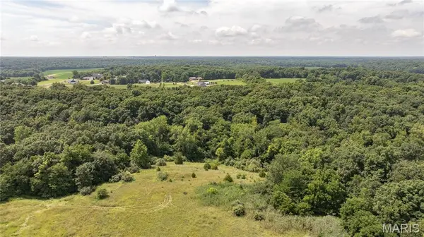 Tract 4 Garnet RD, Carlinville, IL 62626