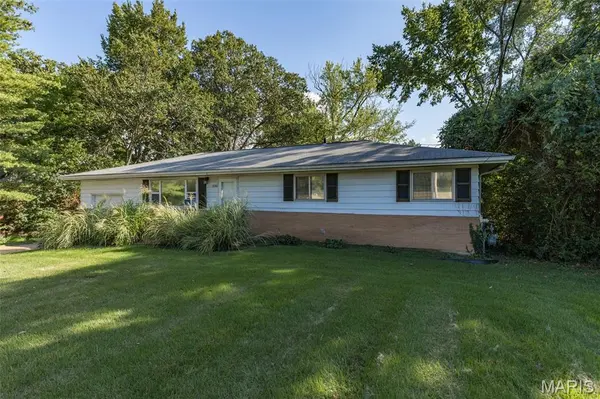 1510 Smizer Mill RD, Fenton, MO 63026