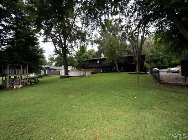 5624 Old Keebler RD, Collinsville, IL 62234