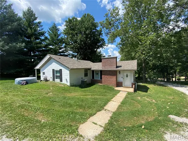 5466 Keller RD, St Louis, MO 63128
