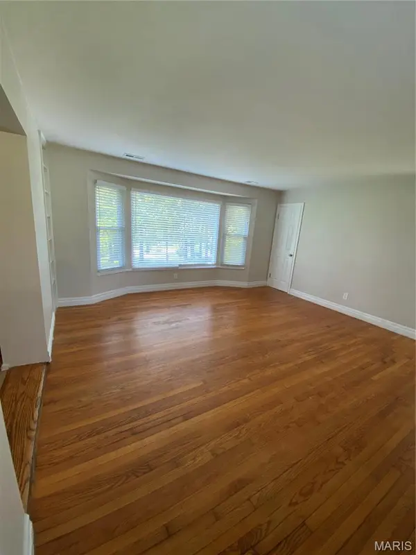 5466 Keller RD, St Louis, MO 63128