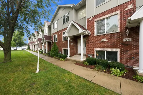 7204 W 83rd ST, Bridgeview, IL 60455