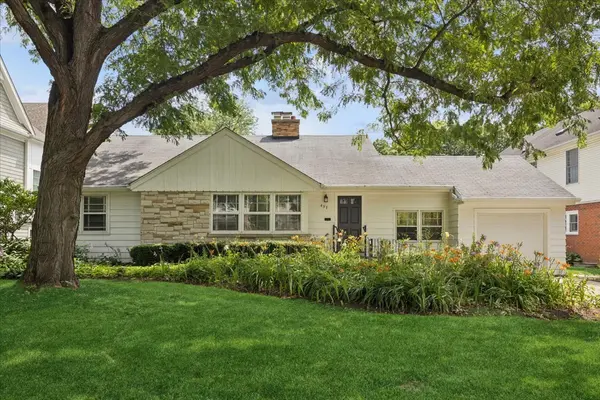 437 S Edgewood AVE, La Grange, IL 60525
