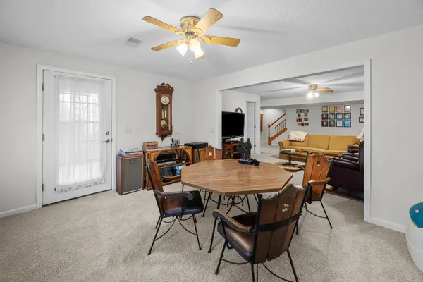 4046 Charles CT #0, Bettendorf, IA 52722