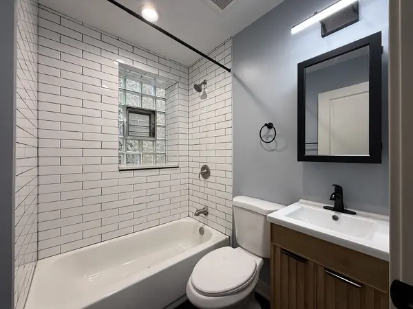 1218 Maple AVE #1, Berwyn, IL 60402