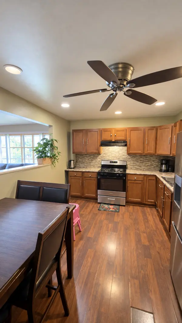 2322 W 157th PL, Markham, IL 60426