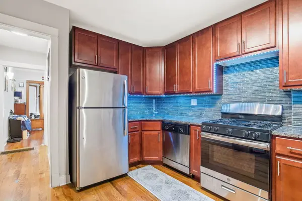 862 N Marshfield AVE, Chicago, IL 60622