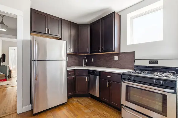 862 N Marshfield AVE, Chicago, IL 60622