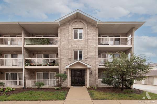 6644 W 65TH ST #2N, Chicago, IL 60638