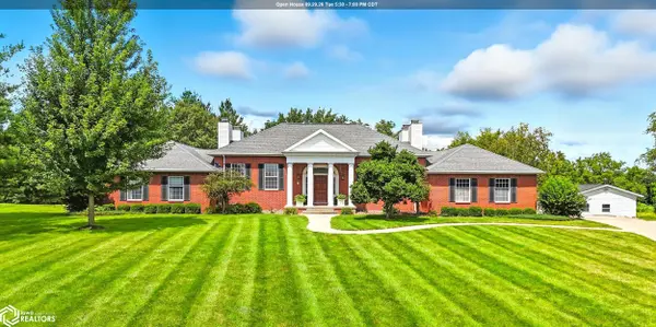 2336 Sunrise CIR, Mount Pleasant, IA 52641