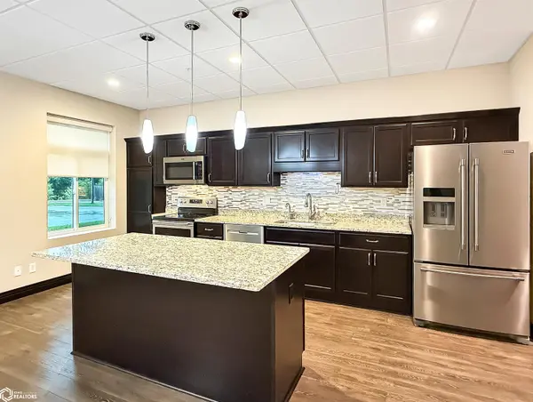 110 Rocksylvania Ave,  Unit 103 #103, Iowa Falls, IA 50126