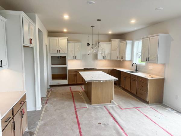 1923 Ravine RD, Carver, MN 55315