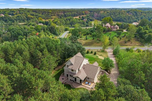 1346 Birch Park RDG, Saint Joseph Twp, WI 54082