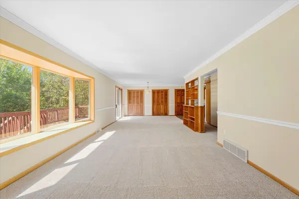 34 5th ST NW, Melrose, MN 56352