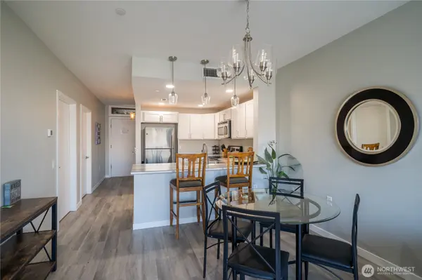2220 W Woodin AVE #305, Chelan, WA 98816