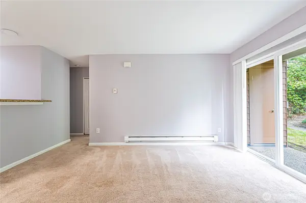 2609 S 272nd ST #33, Kent, WA 98032