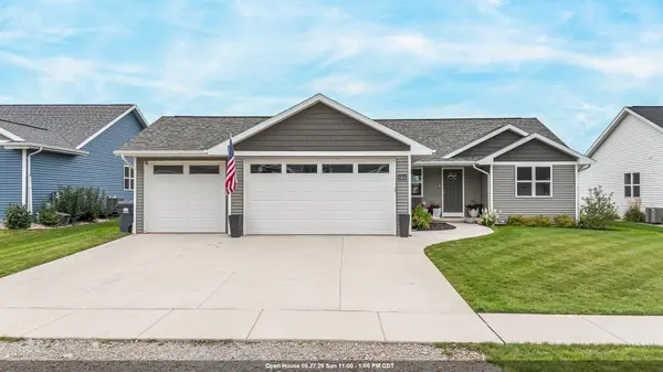 1541 LIBERTY AVE, Neenah, WI 54956