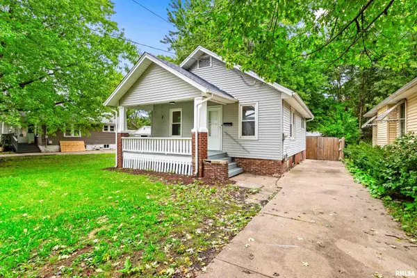 1013 E WILLCOX AVE, Peoria, IL 61603