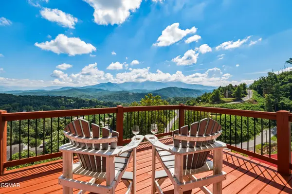 732 Beanstalk Road, Gatlinburg, TN 37738