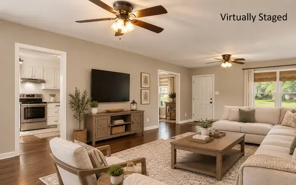 704 Redwood Cir, Columbia, TN 38401