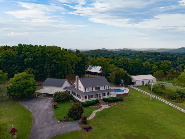 10663 Bradyville Pike, Readyville, TN 37149