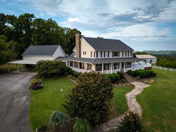 10663 Bradyville Pike, Readyville, TN 37149