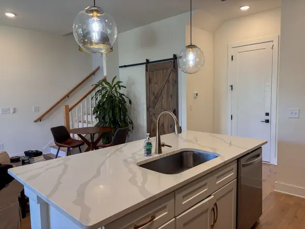 312 Sophia Rain Dr, Nashville, TN 37218