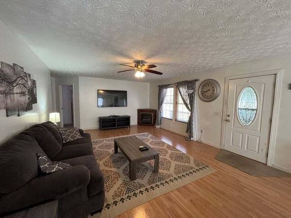 4583 Haire Road, Hartford, TN 37753