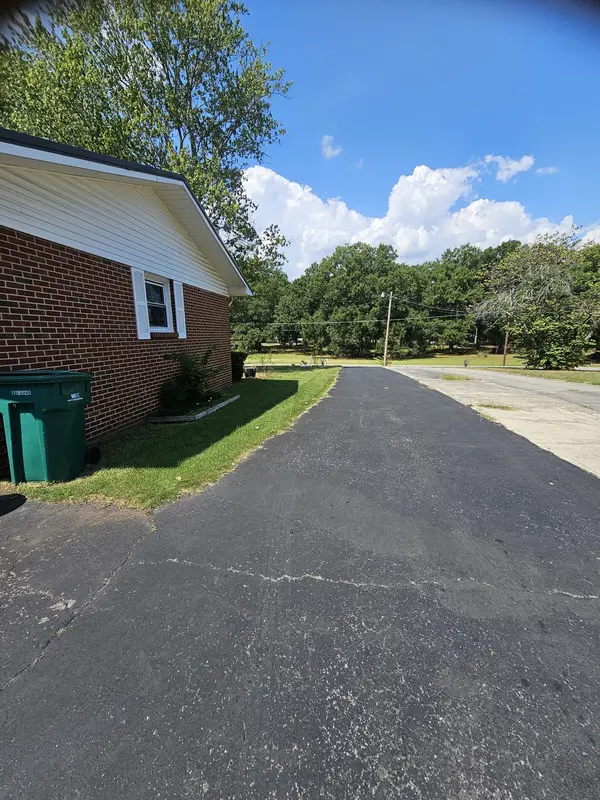 222 Orchard Ln, Winchester, TN 37398