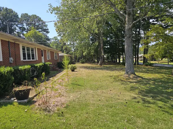 222 Orchard Ln, Winchester, TN 37398